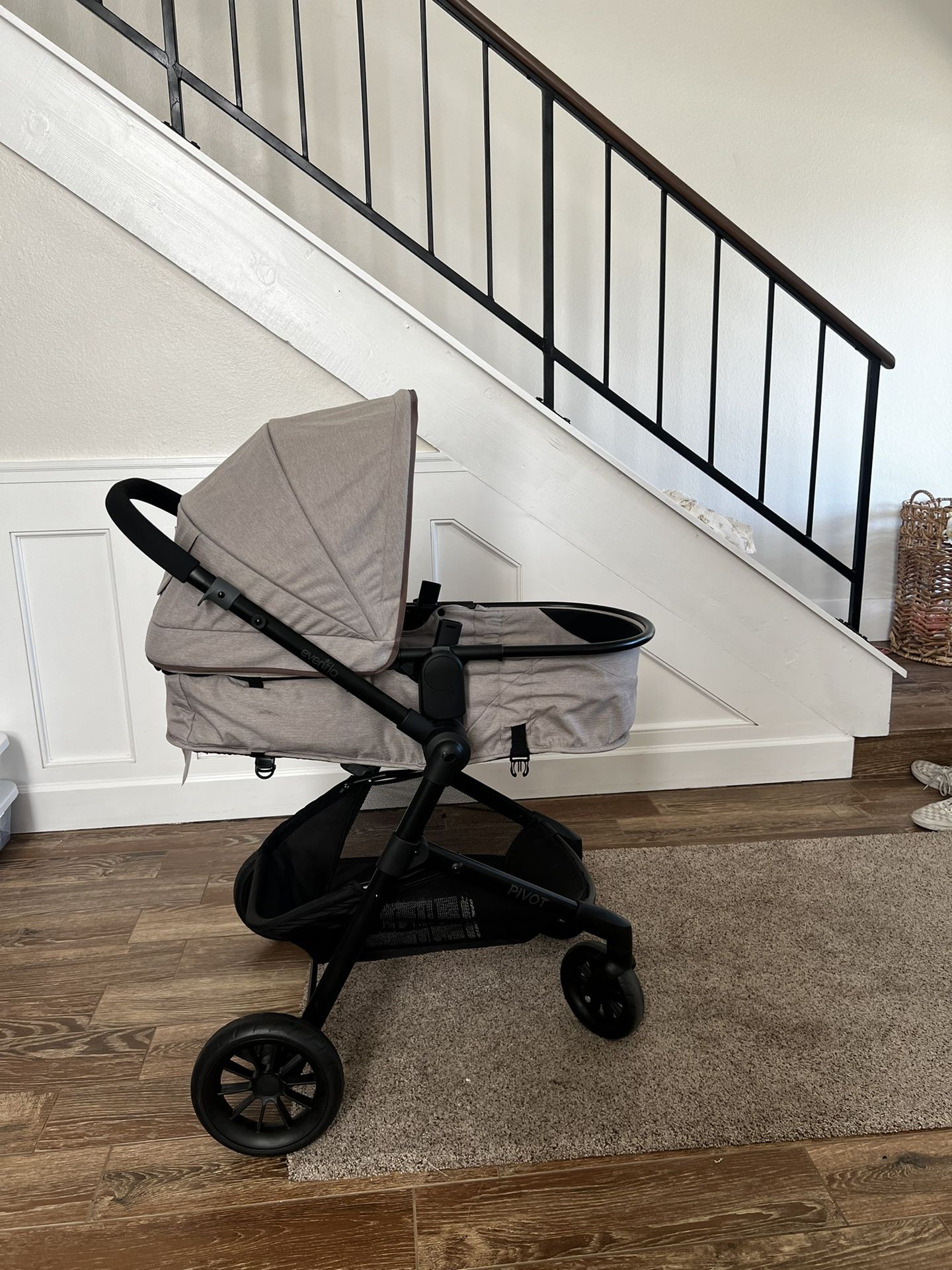 EvenFlo Stroller