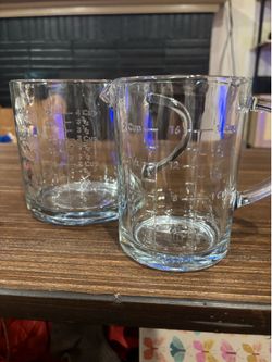 Measuring glass cups