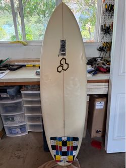 Surfboard Al Merrick Biscuit - 5’8” - $160 OBO