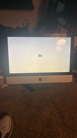 Apple iMac desktop computer all in one