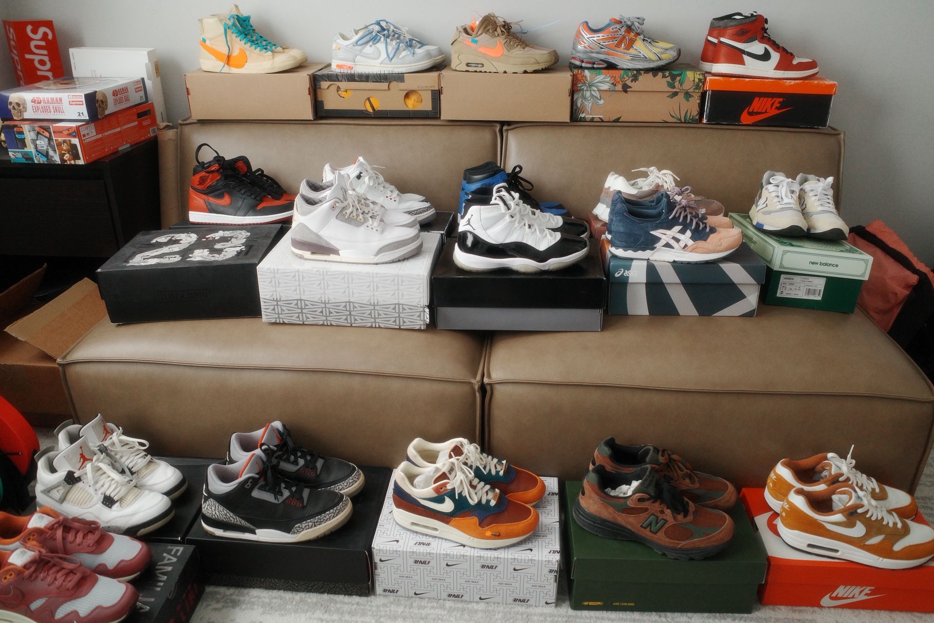 Tons Of Shoes: Nike Jordan New Balance ASICS Size 8