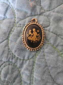 Cameo good condition ready to go