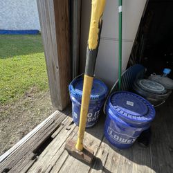 Sledge  Hammer 