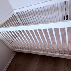 Baby Crib 