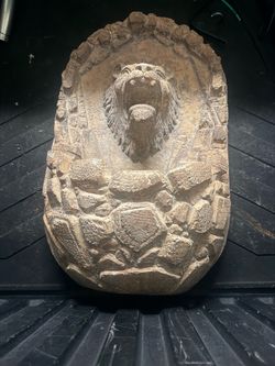 Lion waterfall statue