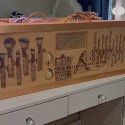 New Glitz And Glam Brushes