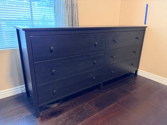 Large black 6-drawer dresser