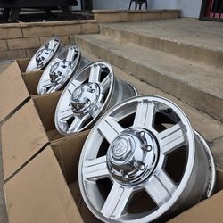 17" Dodge Ram 2500/3500 OEM rims chrome