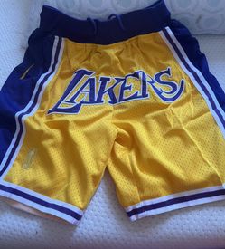 Men's Gold/Purple Los Angeles Lakers Mesh Shorts 🩳