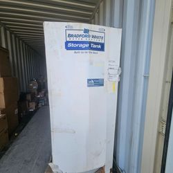 Bradford White water heater/storage tank