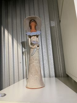 Vintage Faceless Ceramic Doll circa 1987