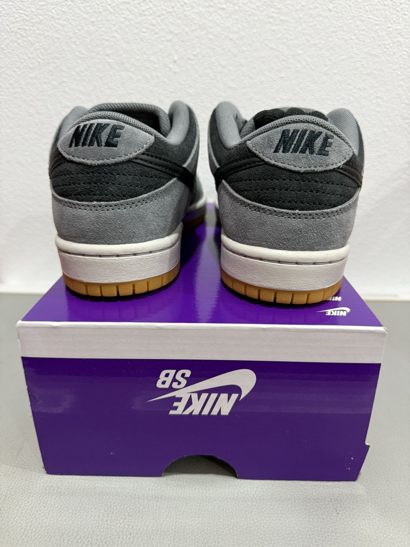 Nike Dunk SB Low shoe Dark Smoke Grey HF3063 001 Men's shoes