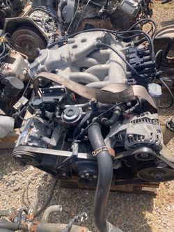 Ford mustang engine