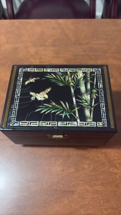 Vintage Japanese Black Lacquer Musical Jewelry Box W/mirror