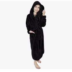 Women's Fleece Hooded Bathrobe 