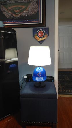 Chicago Cubs Desklamp - Pickup Only In Brandon, Florida.