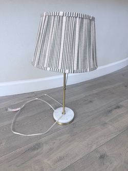 Table lamp
