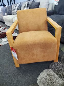 Wide range of recliners and accent chairs