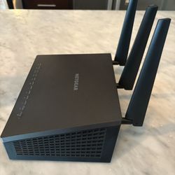 NetGear Nighthawk AC1900 R7000