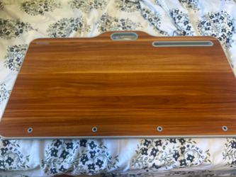 Kavalan Laptop Desk