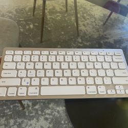 Bluetooth Keyboard 
