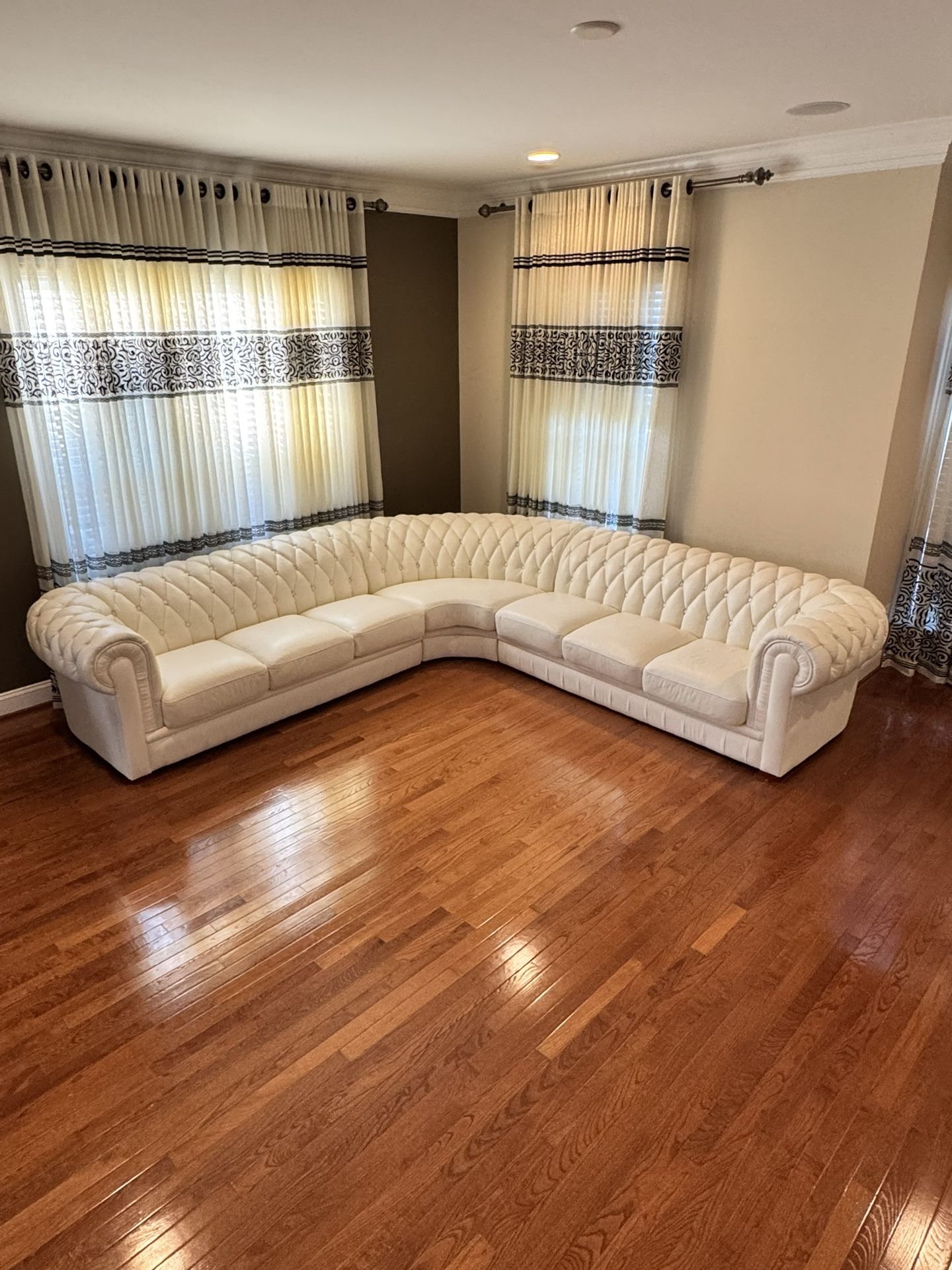 Sofa Sets
