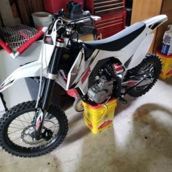 2020 SSR 150cc Dirtbike