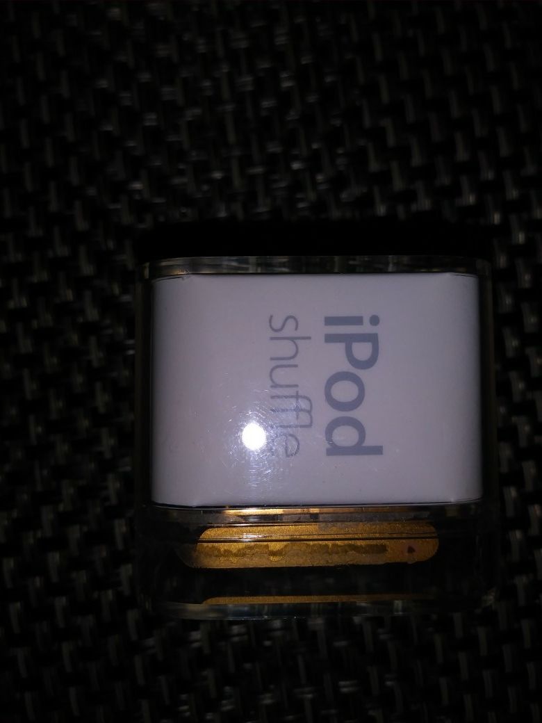 Apple iPod shuffle 4th Generation Orange, 2GB, MC752LL/A