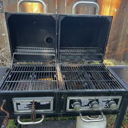 Propane BBQ Grill — Dual Burner — Needs Cleaning