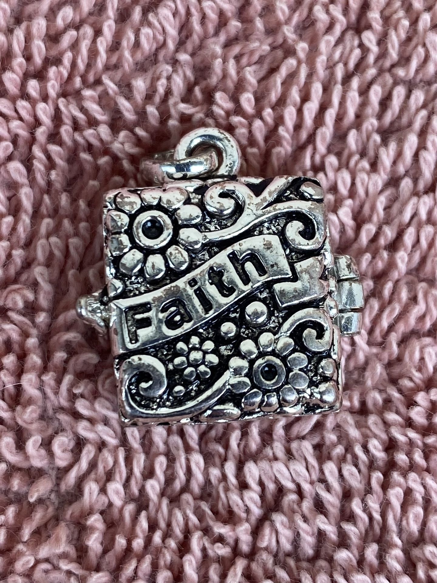 Faith Locket Silver