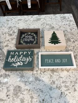 Christmas Sign Decorations