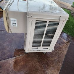 Swamp Cooler IN GREAT SHAPE 