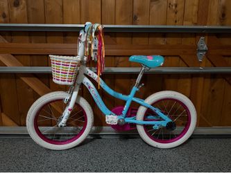 Schwinn Iris 16" Kids' Bike - white & blue