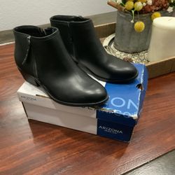 ARIZONA JEAN CO AZ CAMINO BOOTS SIZE 9