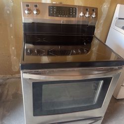 Kenmore  Electric Stove Induction 