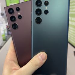 Unlocked Samsung Galaxy S22 Ultra 5G 256GB