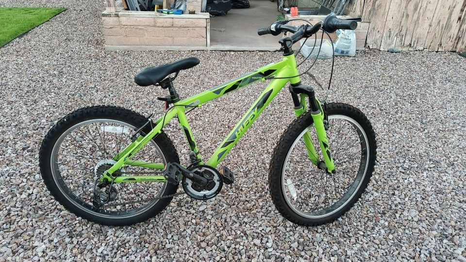 Huffy Tekton Mountain Bike 24 Bikes Cycling