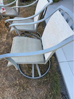 Patio table  4 chairs