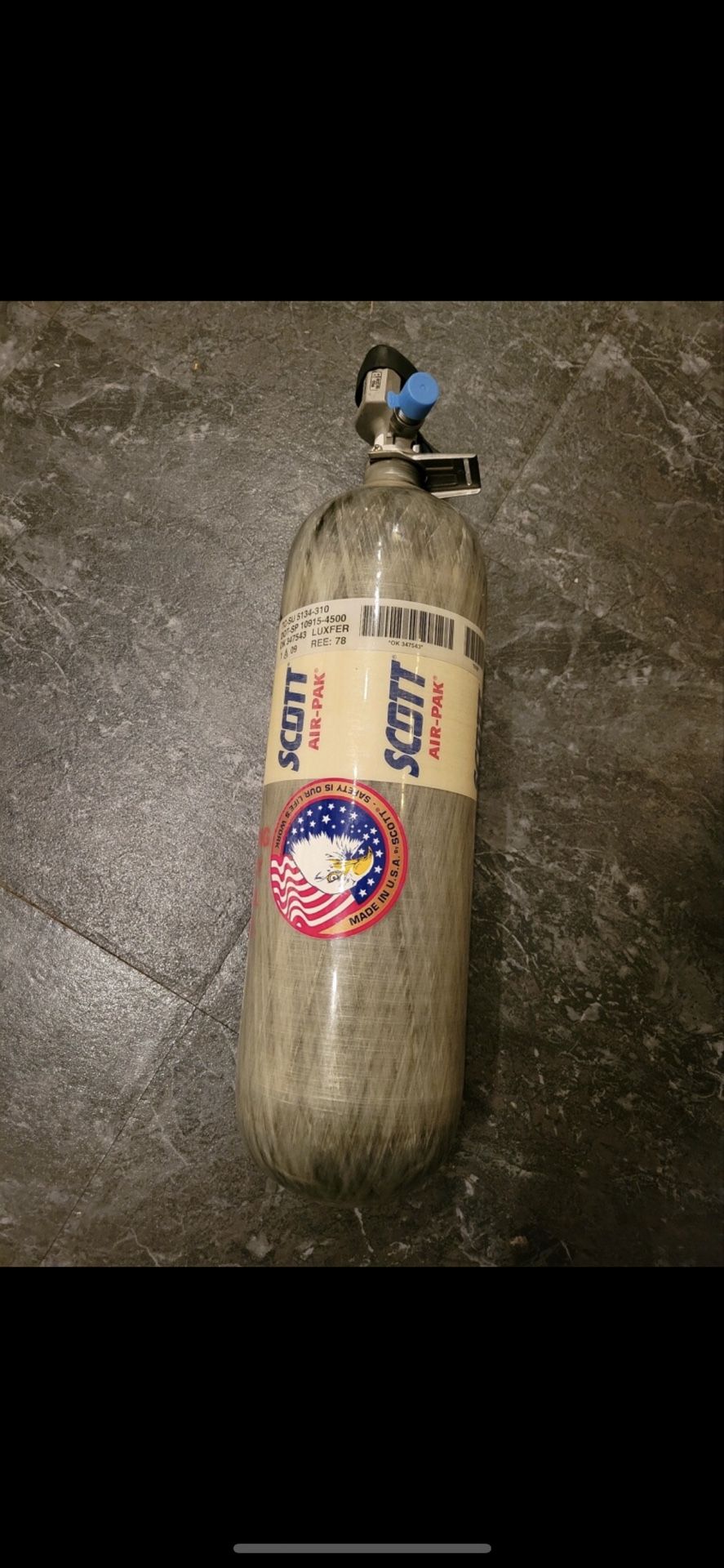 Scott, 4500 PSI, 30 min. Breathing Air Tanks (expired) carbon fiber SCBA Have multiple of these discount for more then one if interested. Expired a