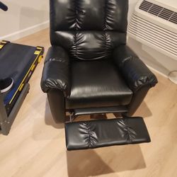 Recliner 