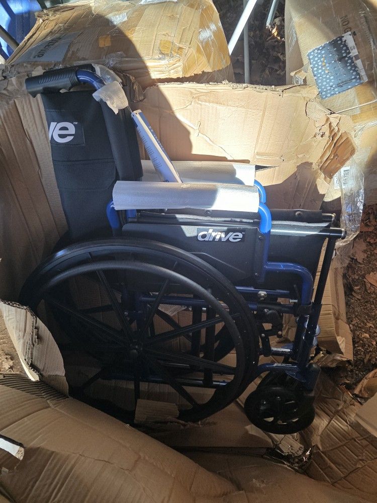 Wheelchair 250lbs Capacity New
