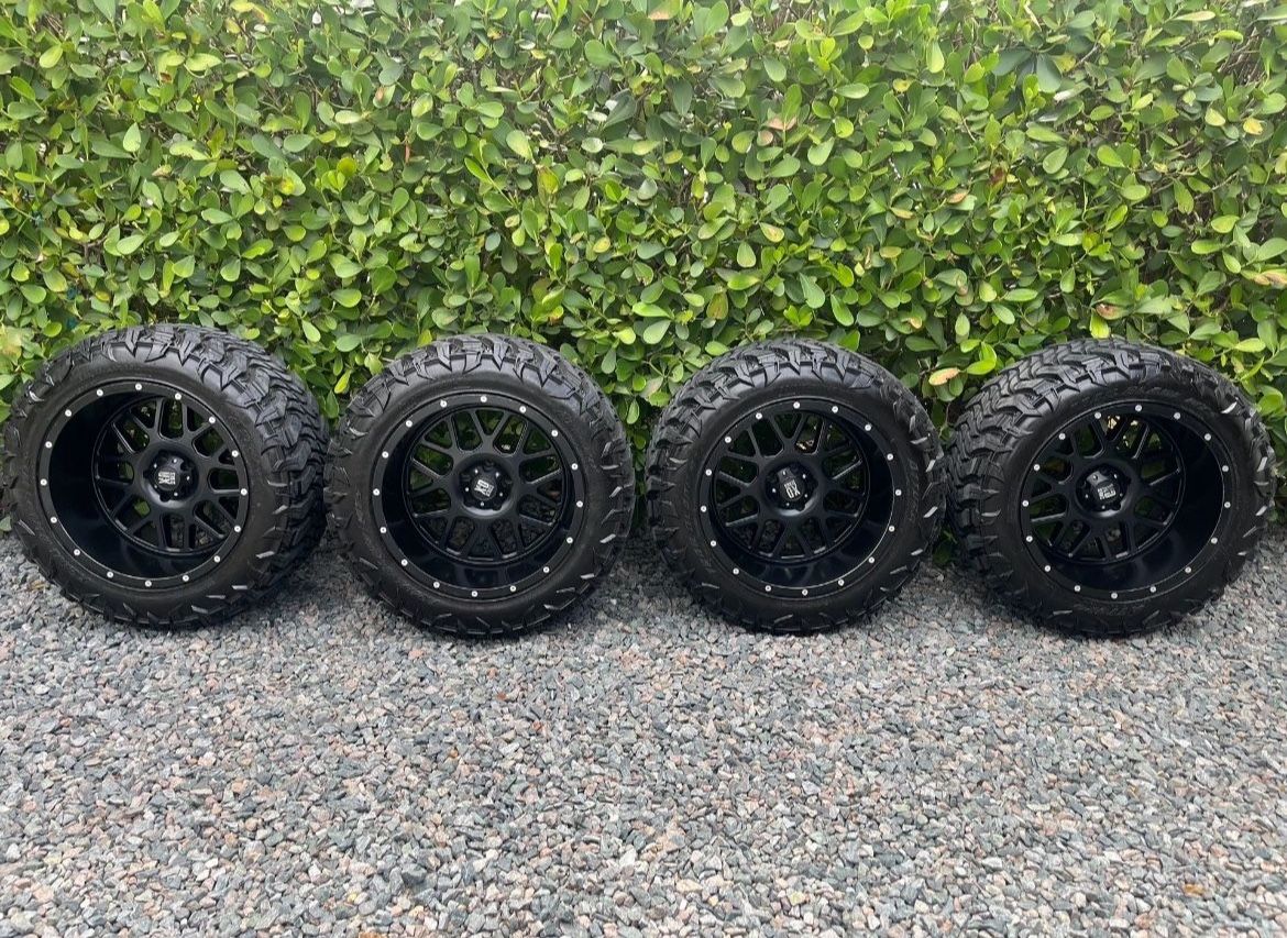 33” Tires On 20” XD Rims