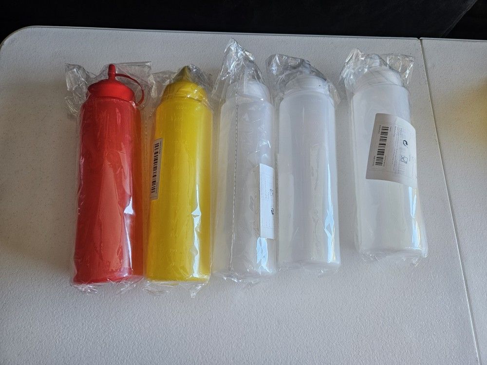 Condiment Containers