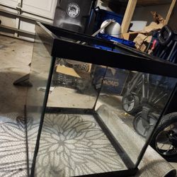 30 Gal Square Fish Tank $35