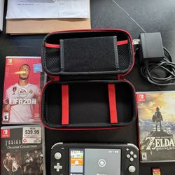 Nintendo Switch Lite Bundle 
