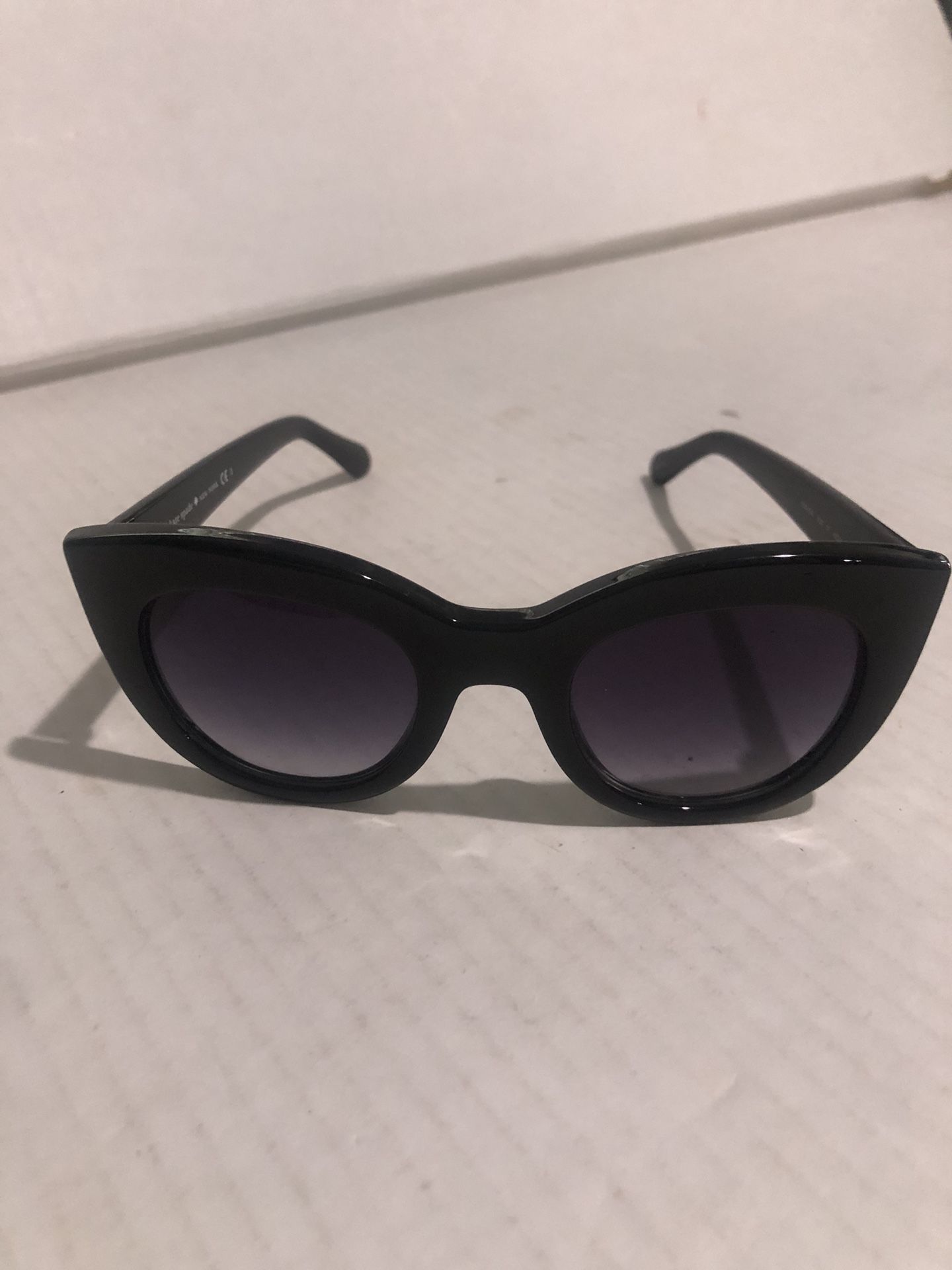 Kate Spade Zora Black Sunglasses  Excellent Condition  No Box 