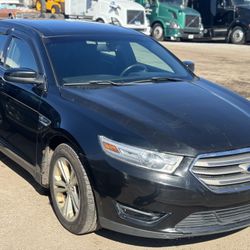 2015 Ford Taurus