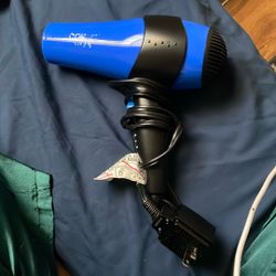Blow Dryer 