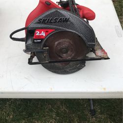 SKILL SAW SLIGHTY USED ALMOST NEW