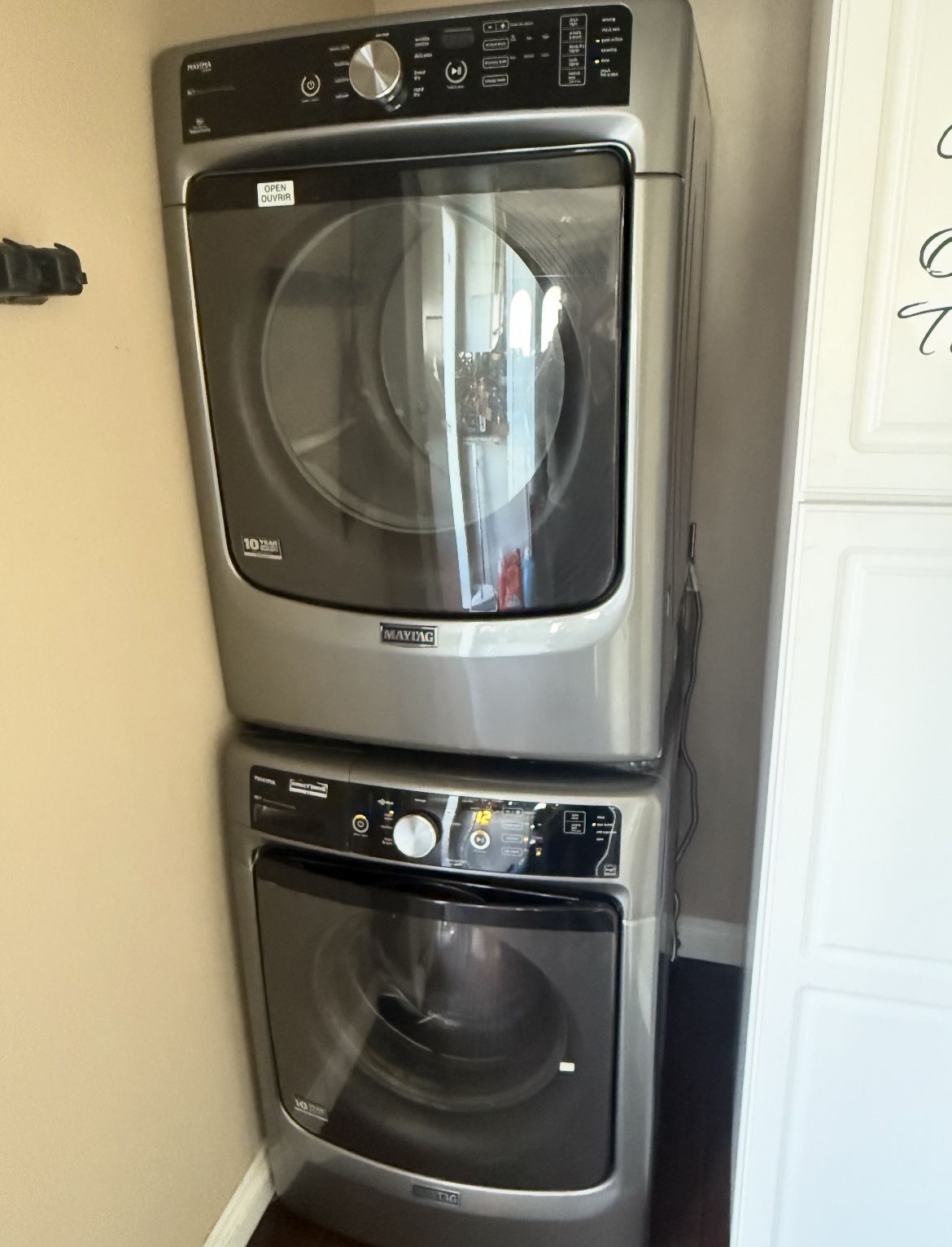 Maytag Set Washer and Electric Dryer
